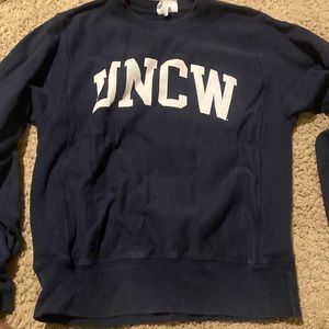 Champion UNCW Crewneck, Men’s small navy blue